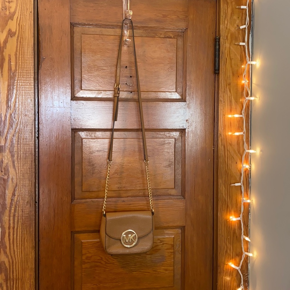 Crossbody bag